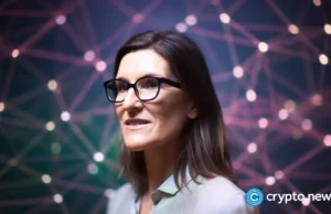 Cathie Wood snaps up $25.5M in Coinbase, SpaceX and Circle shares